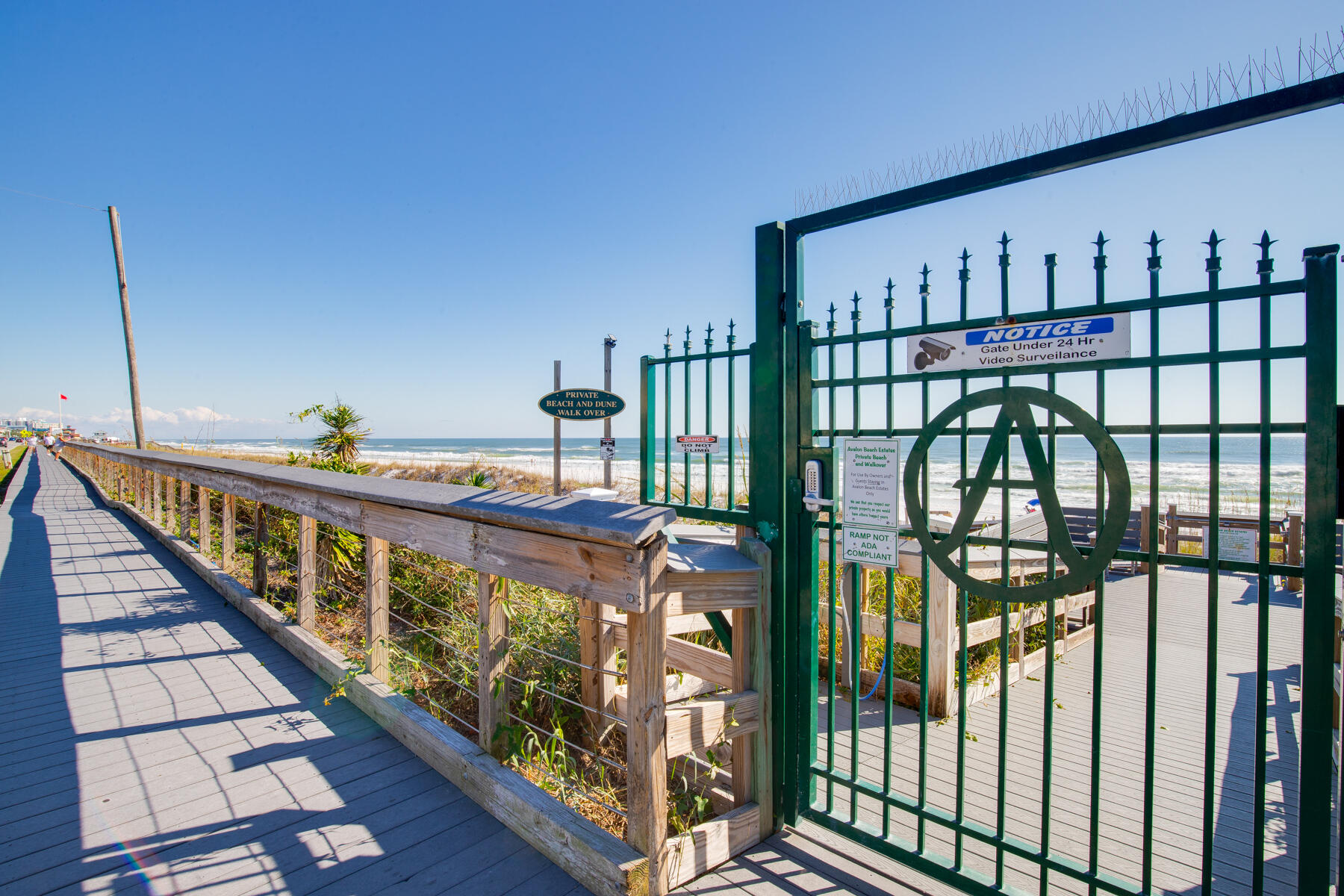 280 Avalon Boulevard