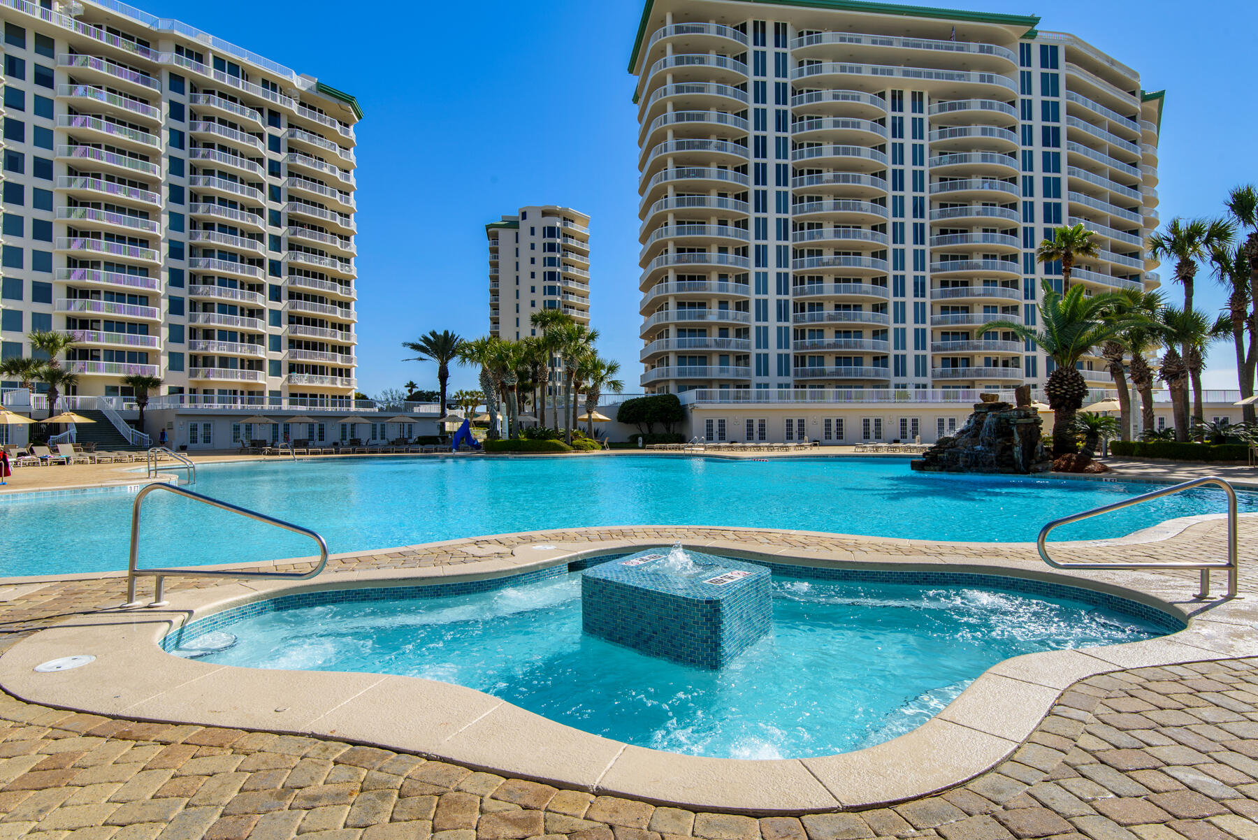 15500 Emerald Coast Parkway UNIT 206