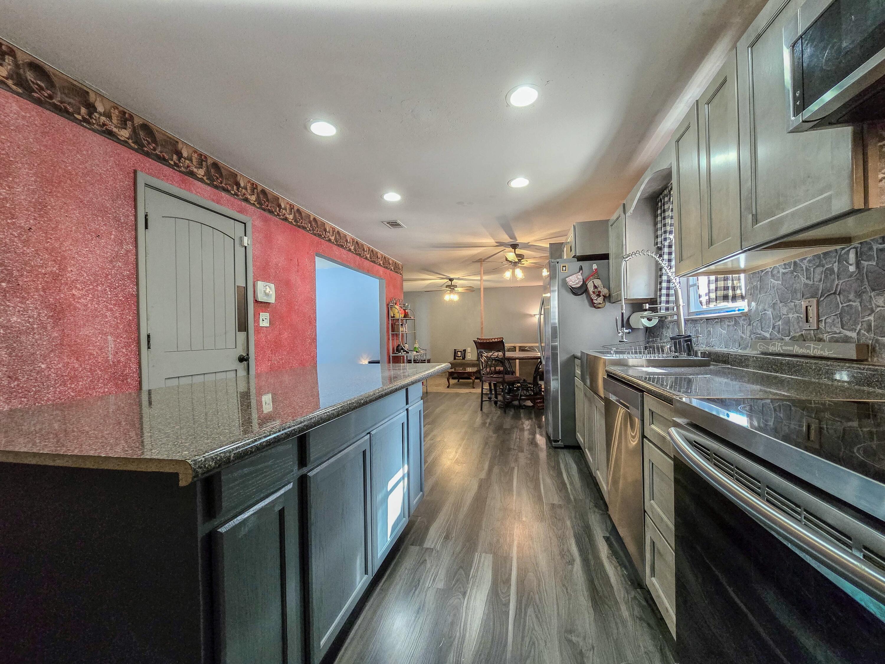40 Maple Avenue