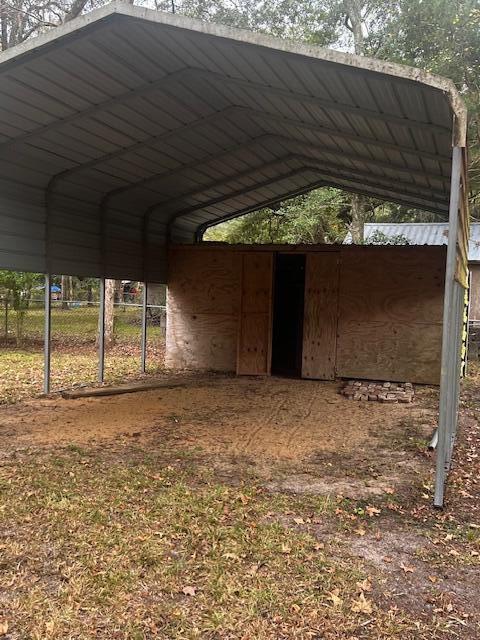 810 Mcdaniels Fishcamp Road