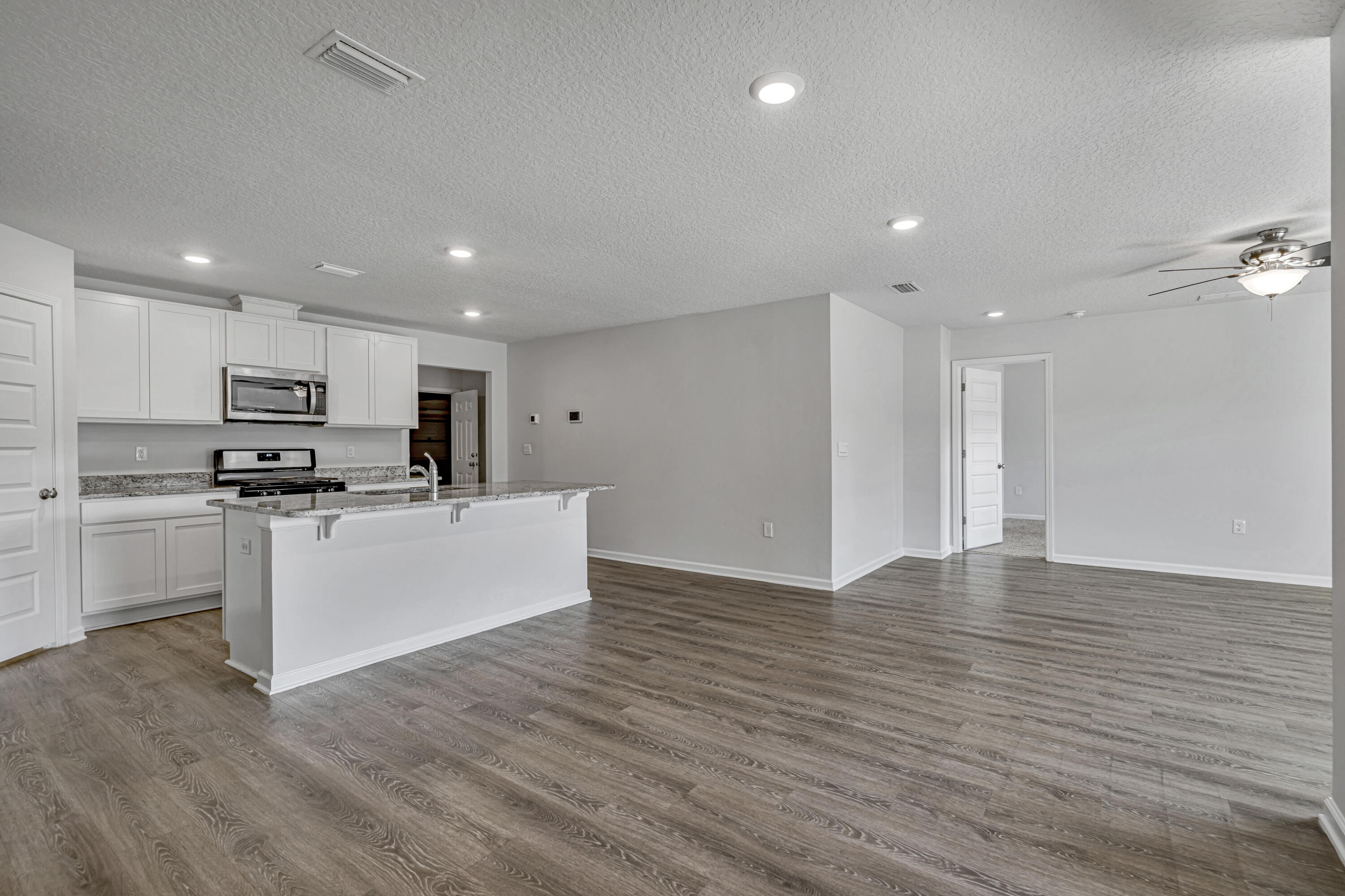 1109 Valor Walk