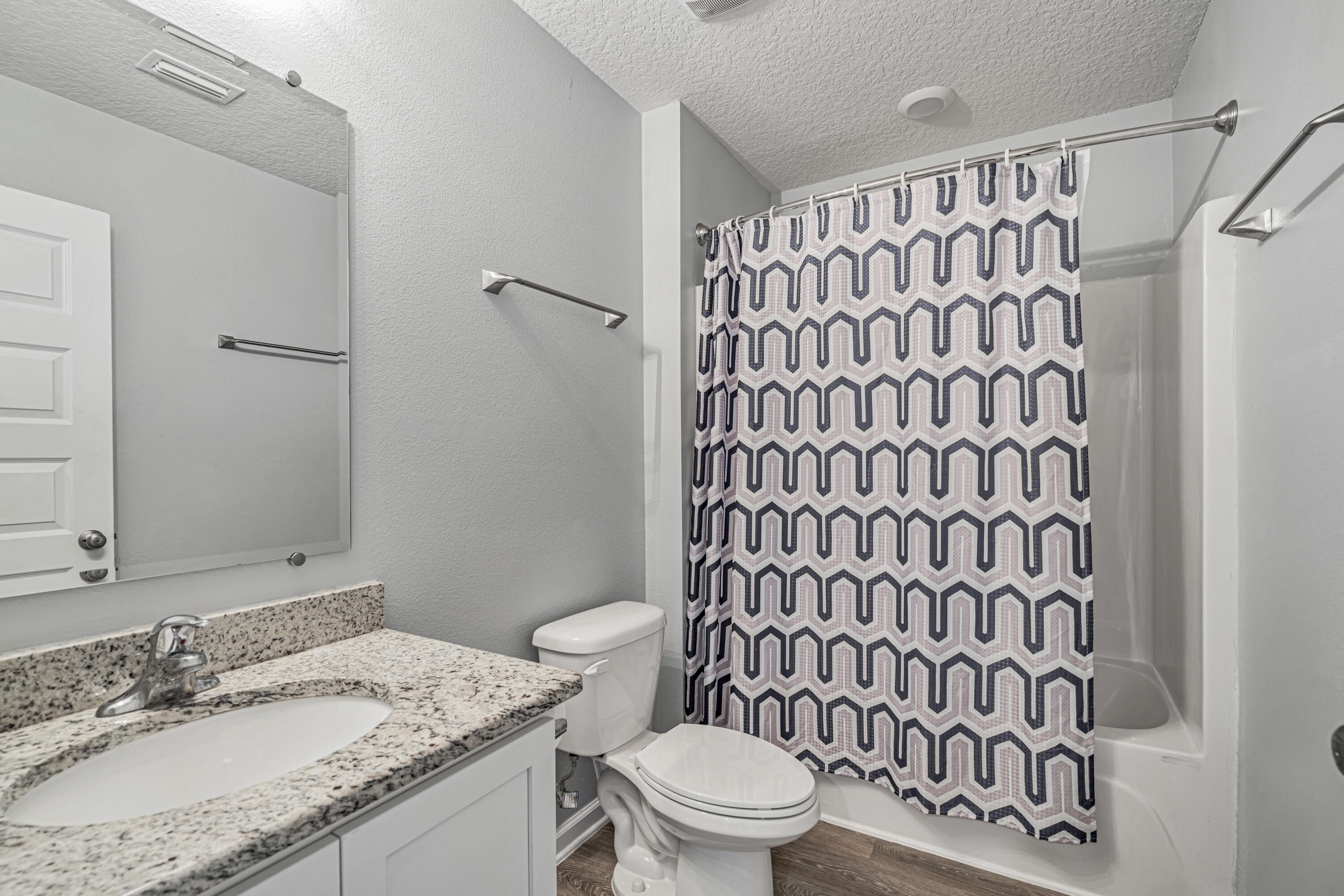 1109 Valor Walk
