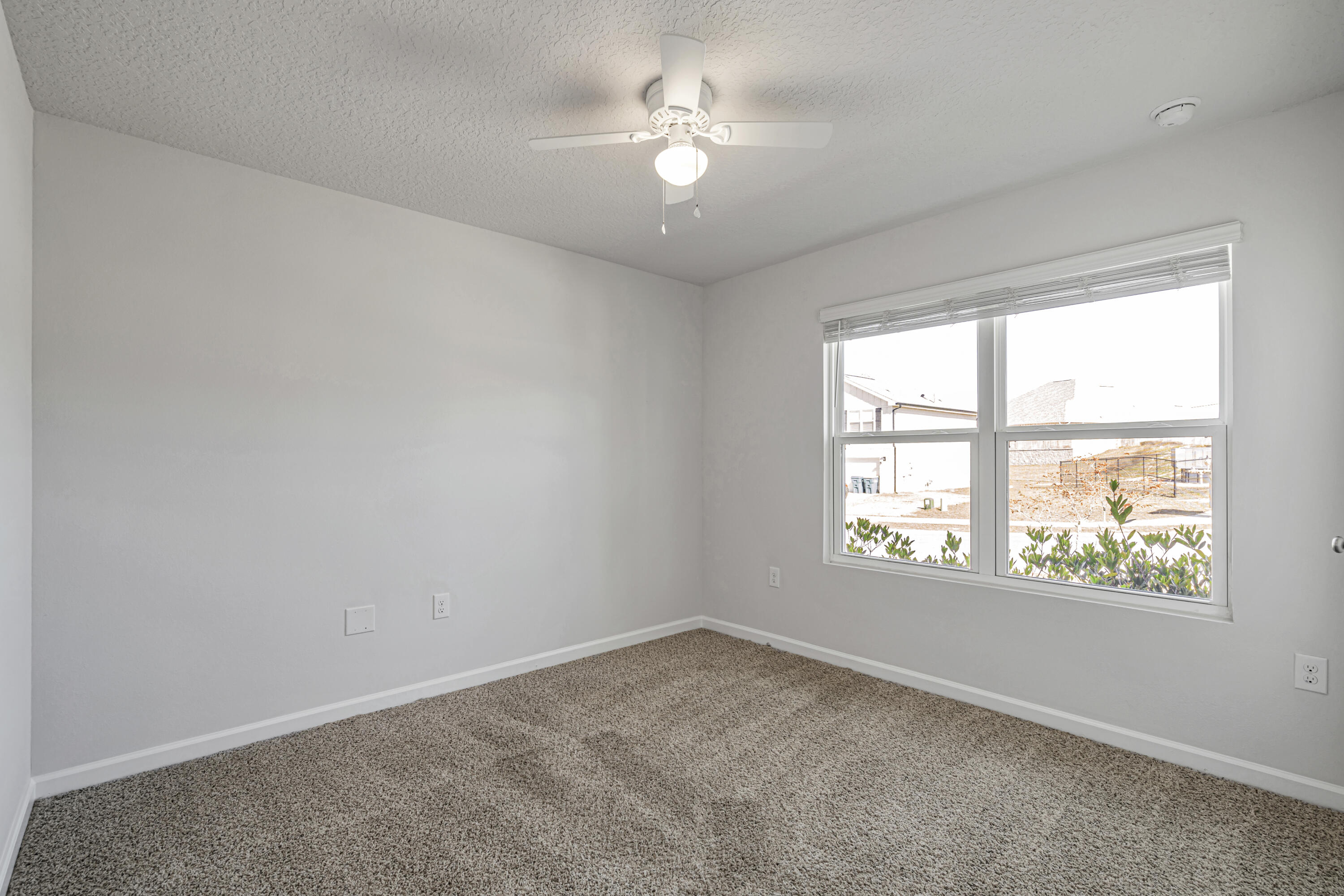 1109 Valor Walk