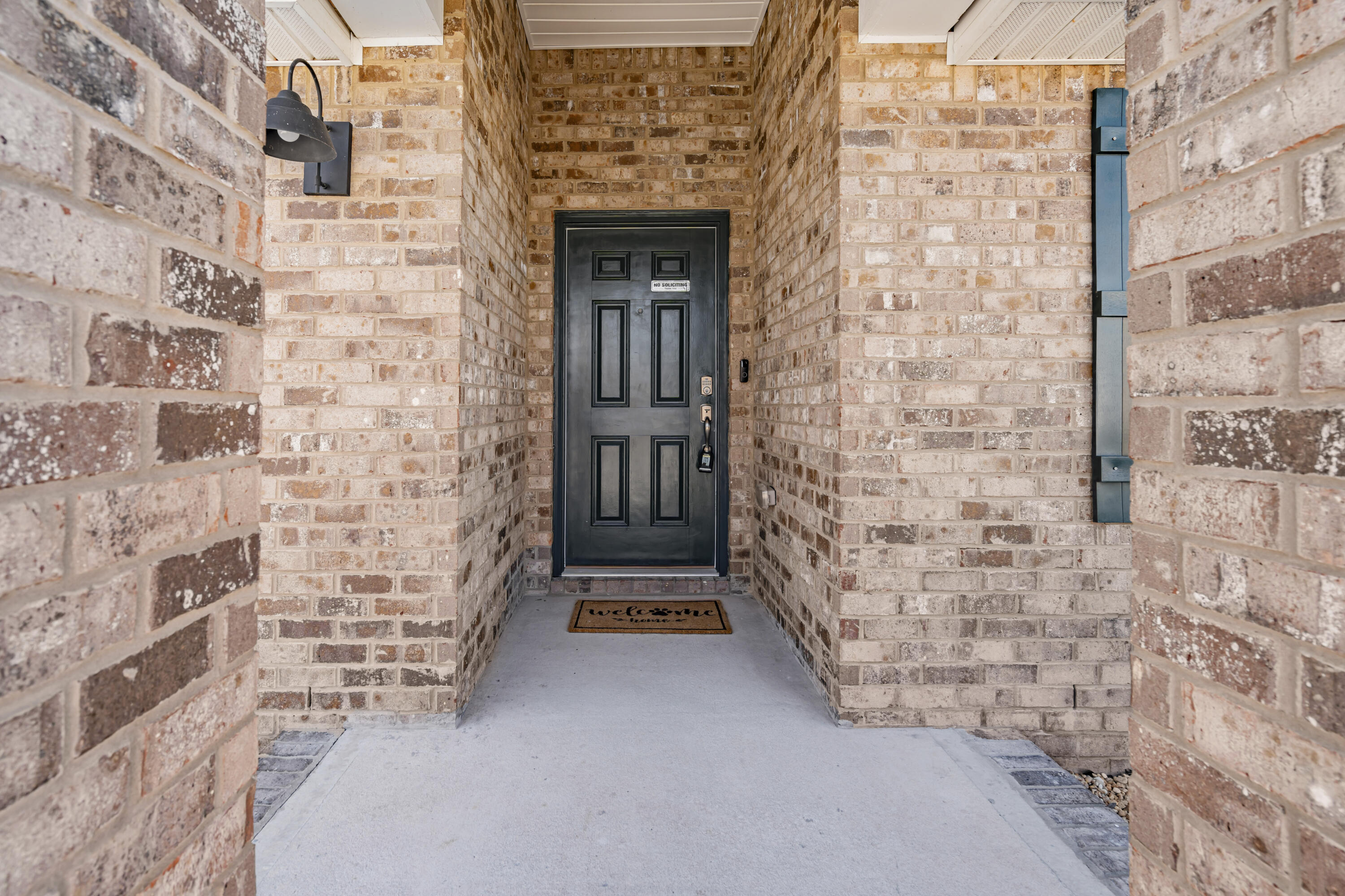 1109 Valor Walk