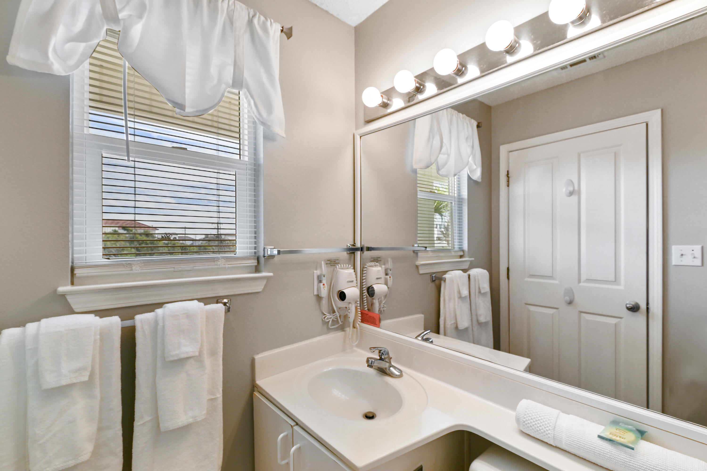 3291 Scenic Highway 98, UNIT 301