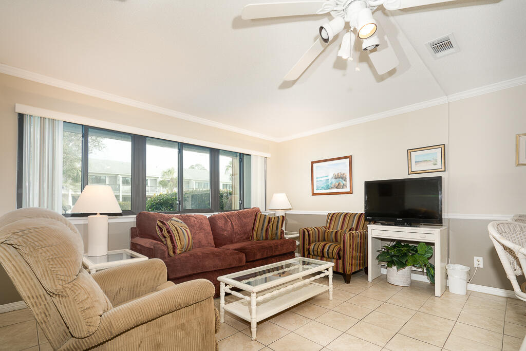 3605 E County Highway 30A, 106