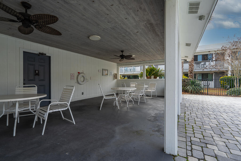 3605 E County Highway 30A, 106