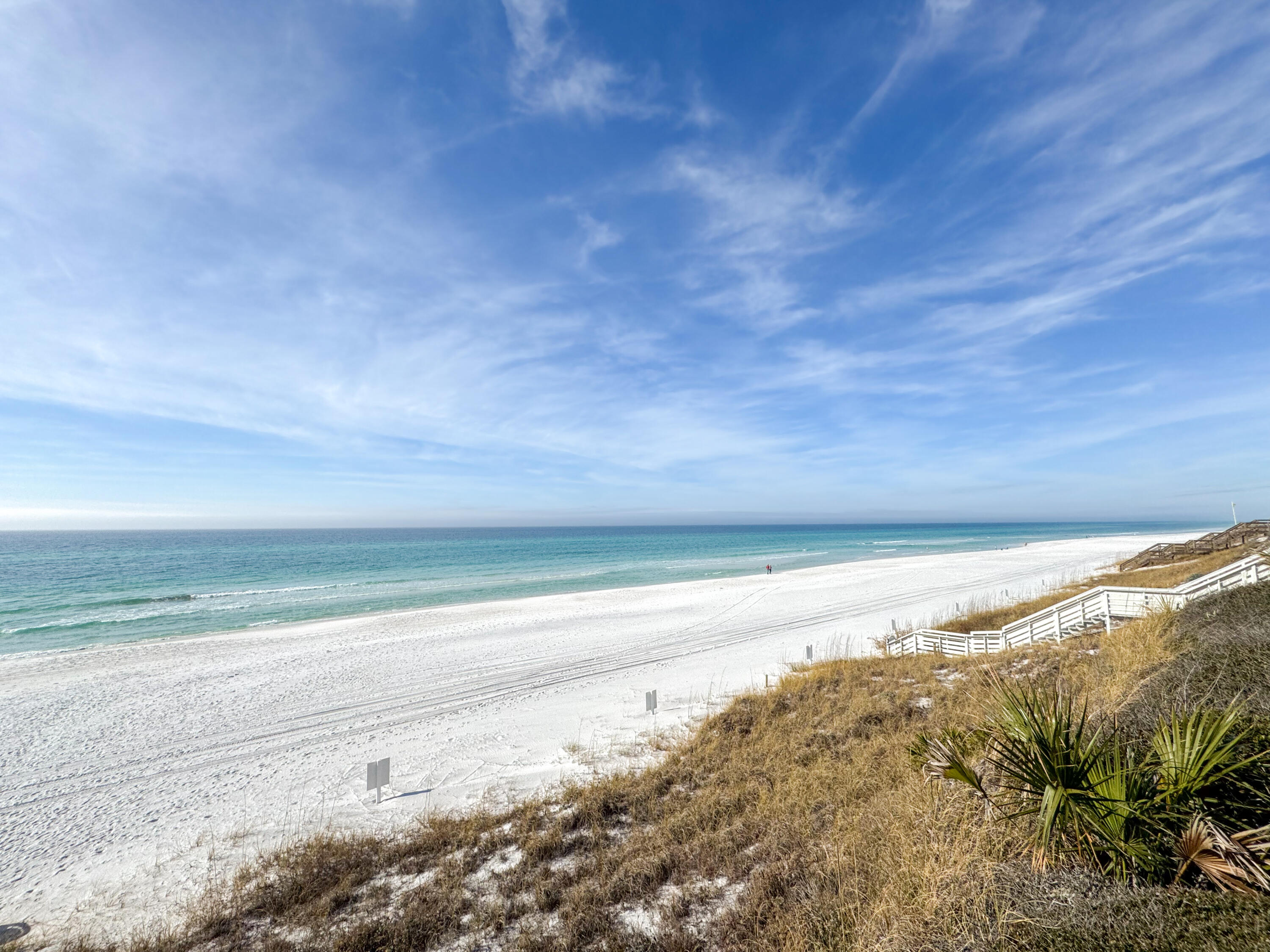 3605 E County Highway 30A, 106