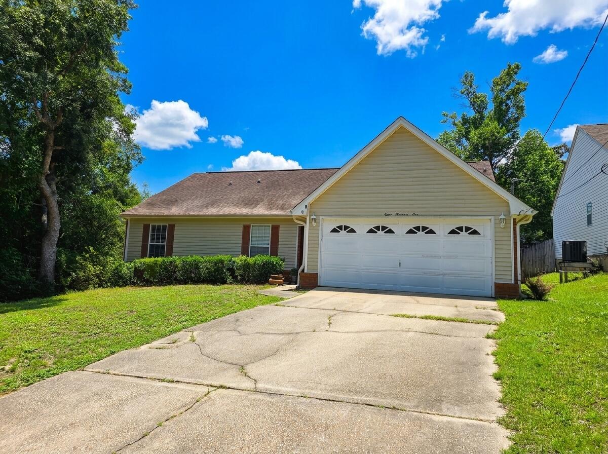 801 Sparkleberry Cove