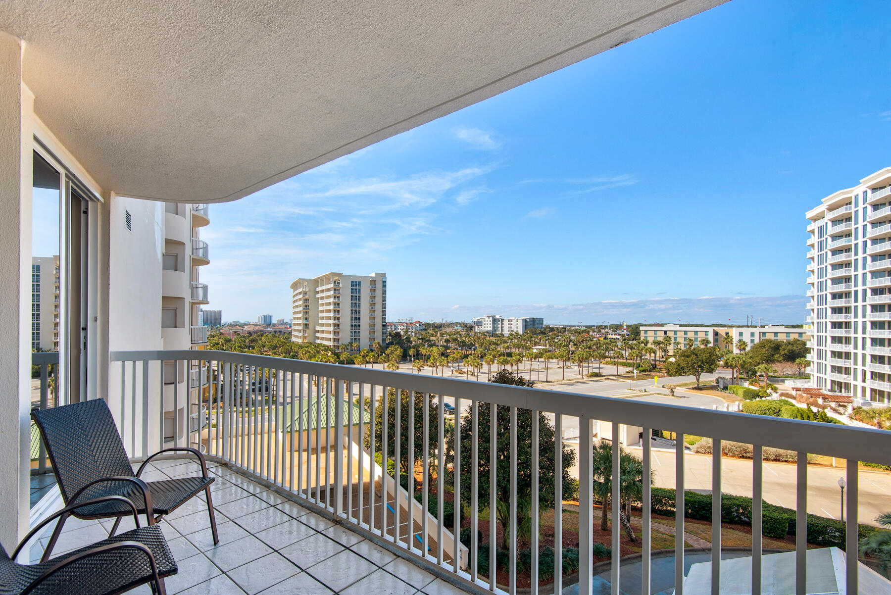 15200 Emerald Coast Parkway UNIT 605