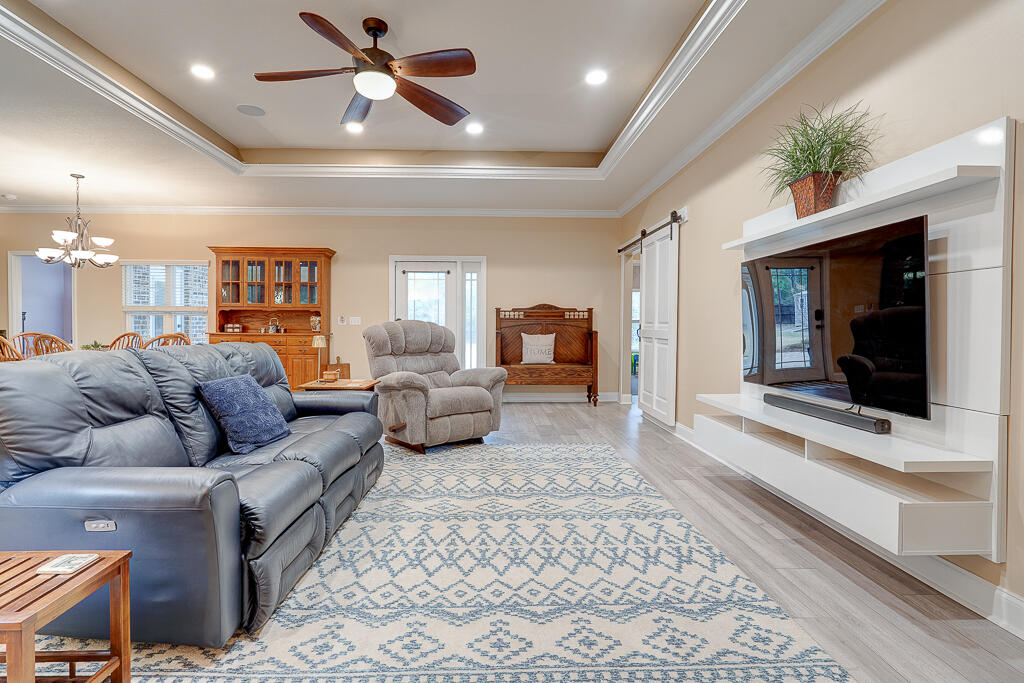 5781 Wayne Rogers Road
