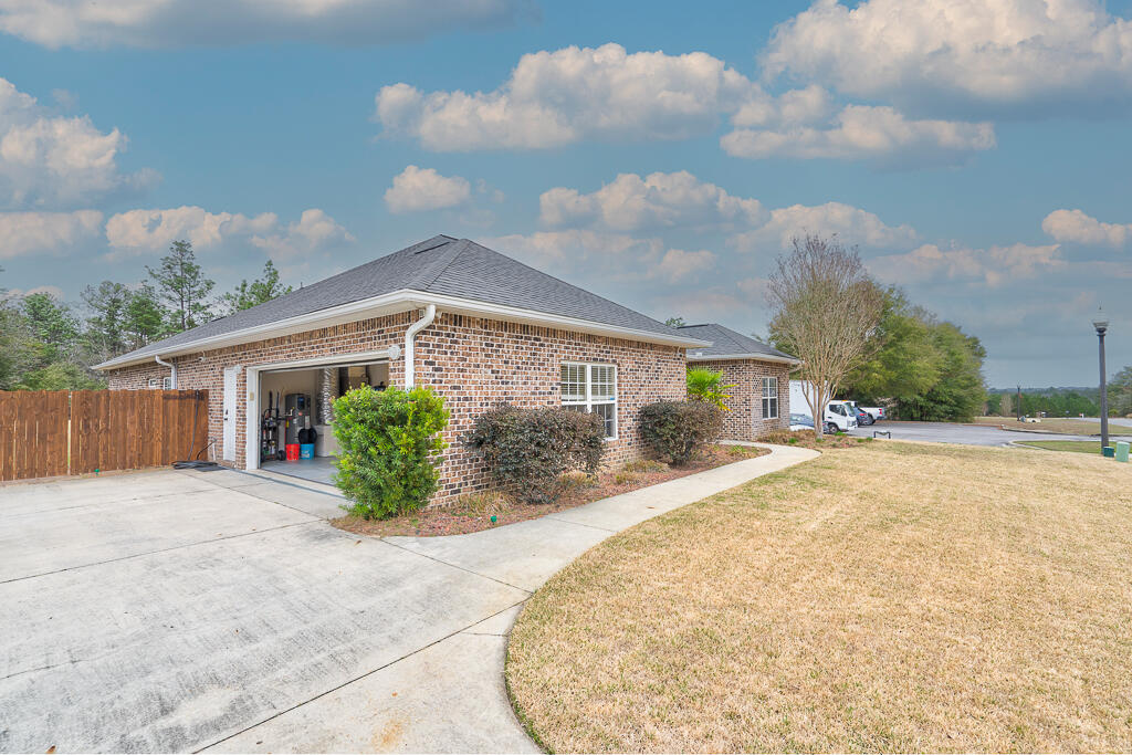 5781 Wayne Rogers Road