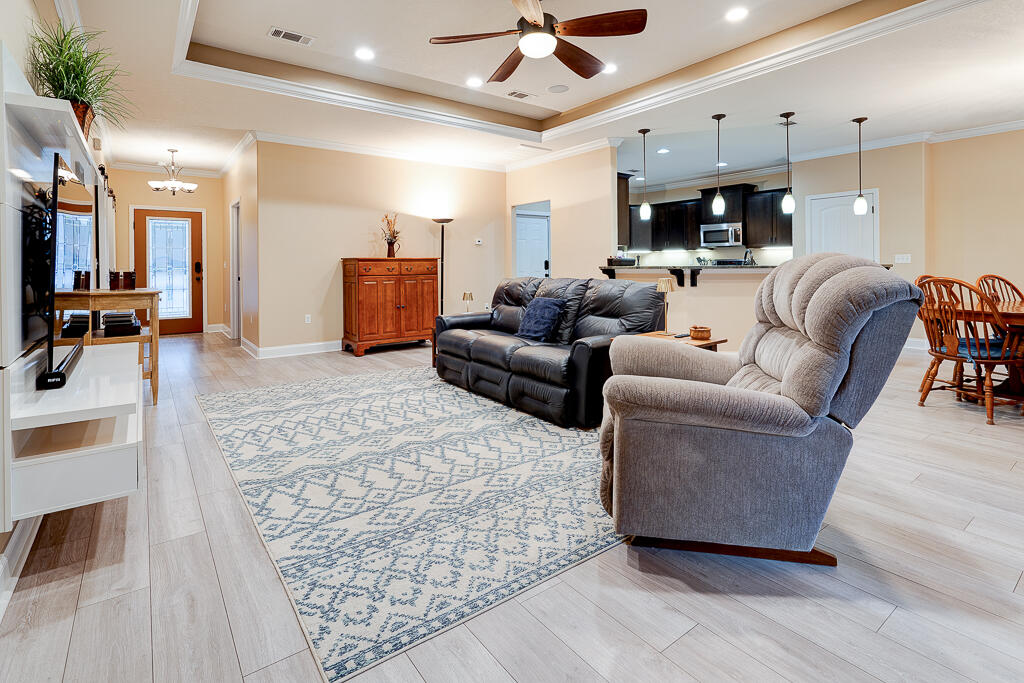 5781 Wayne Rogers Road