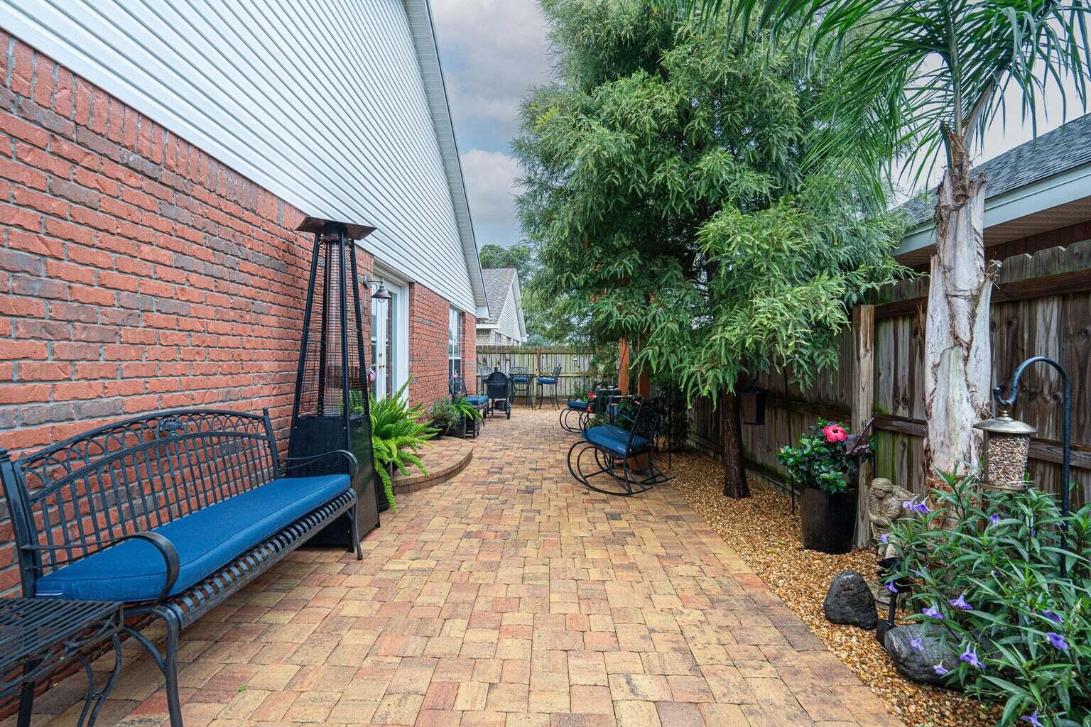 4663 Sunsail Circle