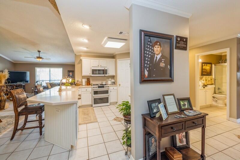 4663 Sunsail Circle
