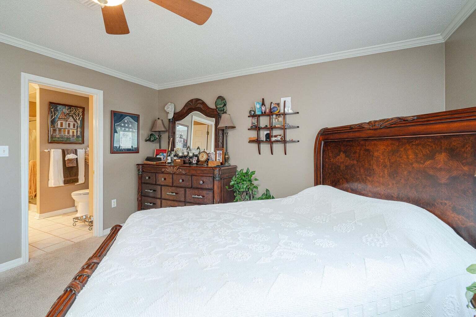 4663 Sunsail Circle