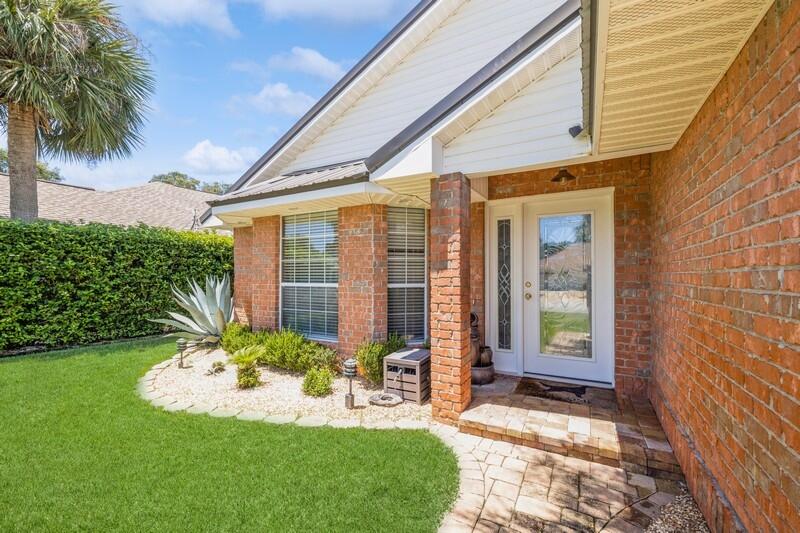 4663 Sunsail Circle