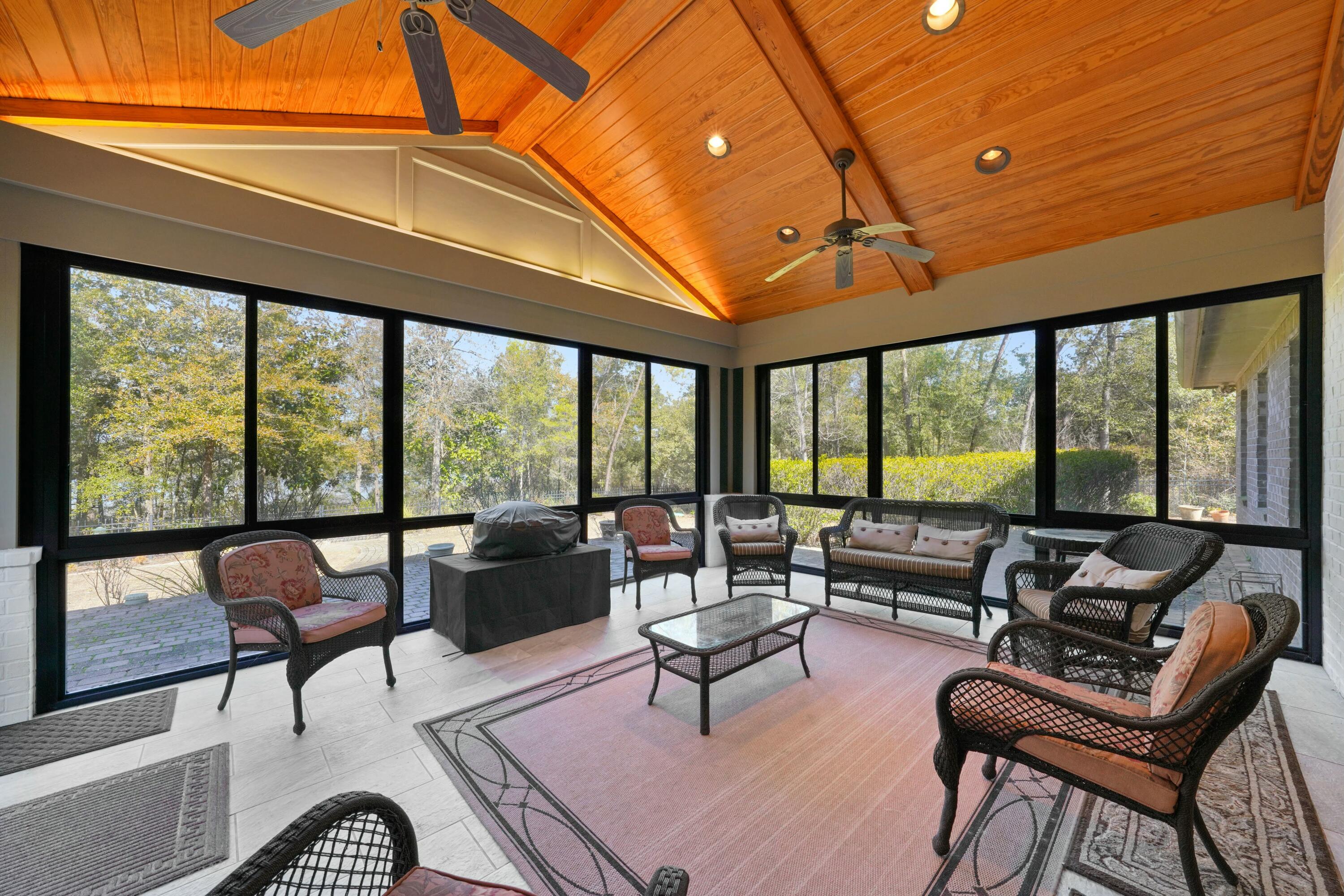 169 Lake Merial Boulevard