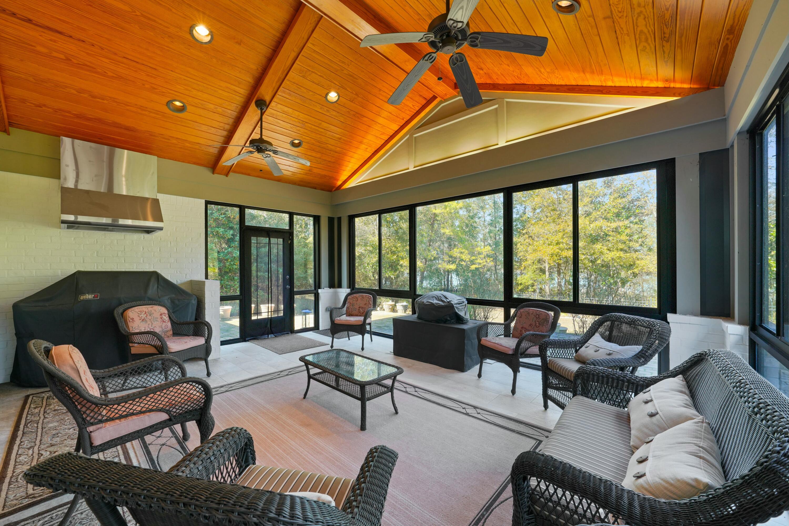 169 Lake Merial Boulevard