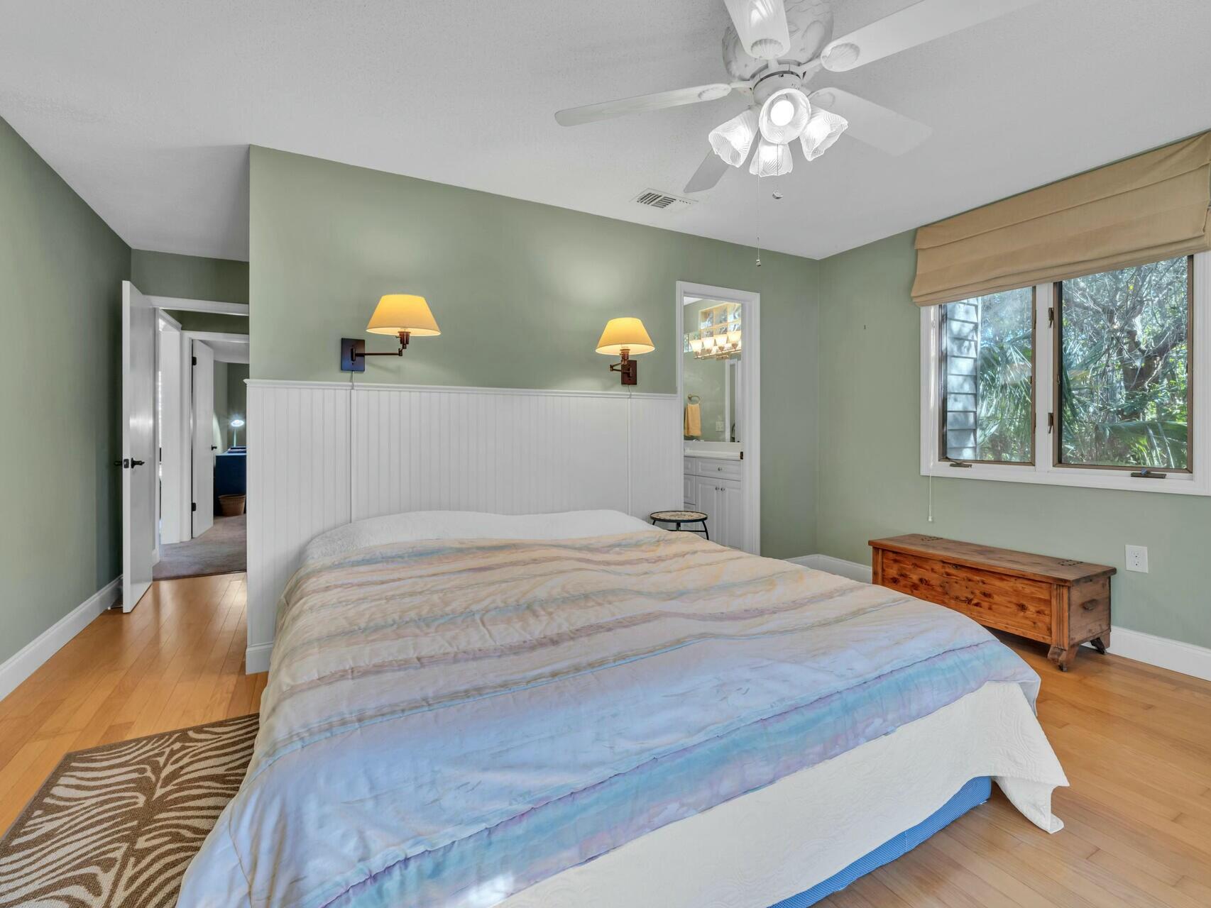 808 Dawn Lane