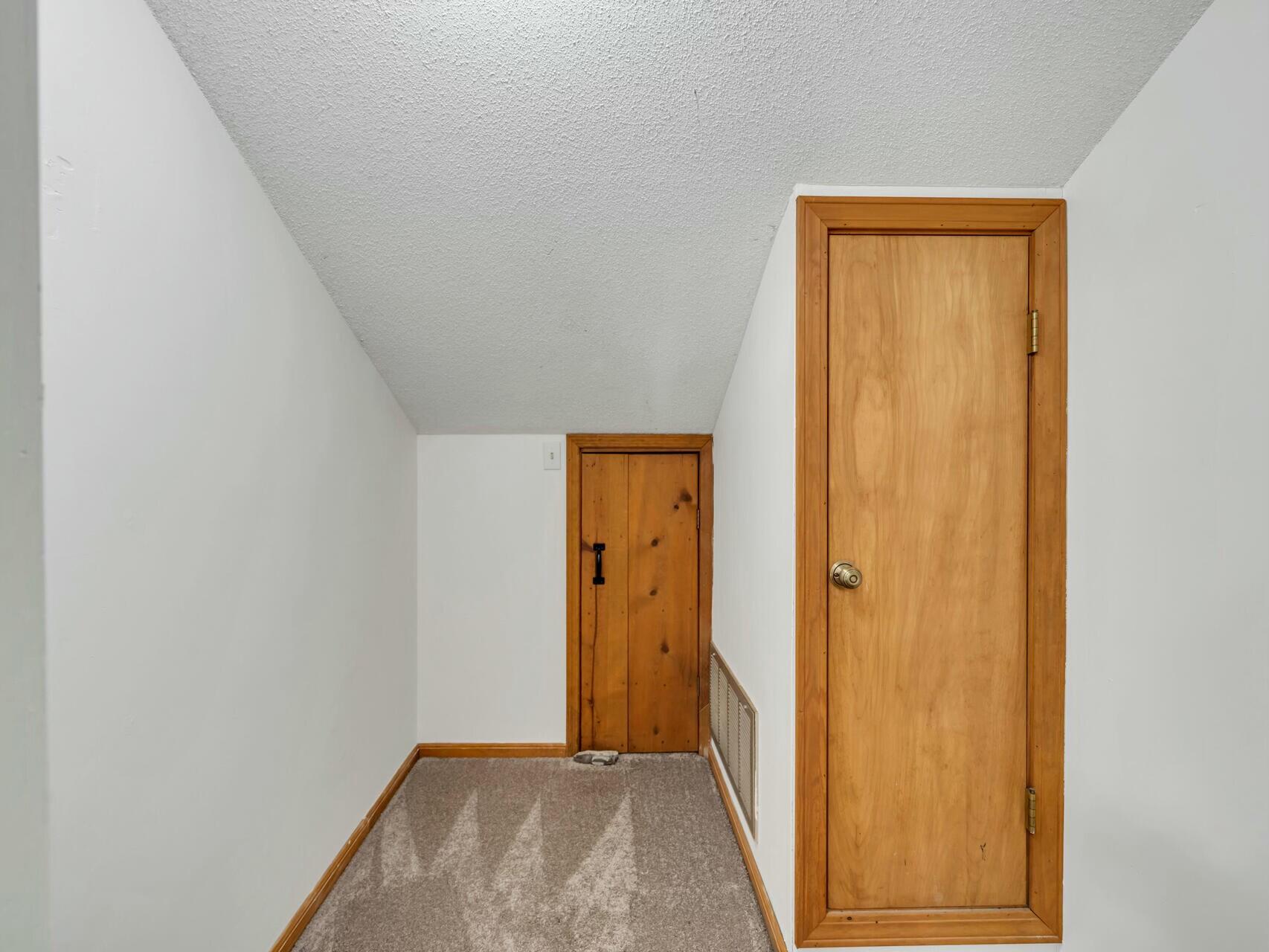 808 Dawn Lane