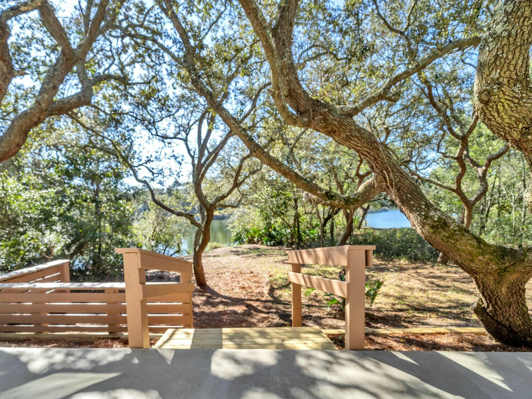 808 Dawn Lane