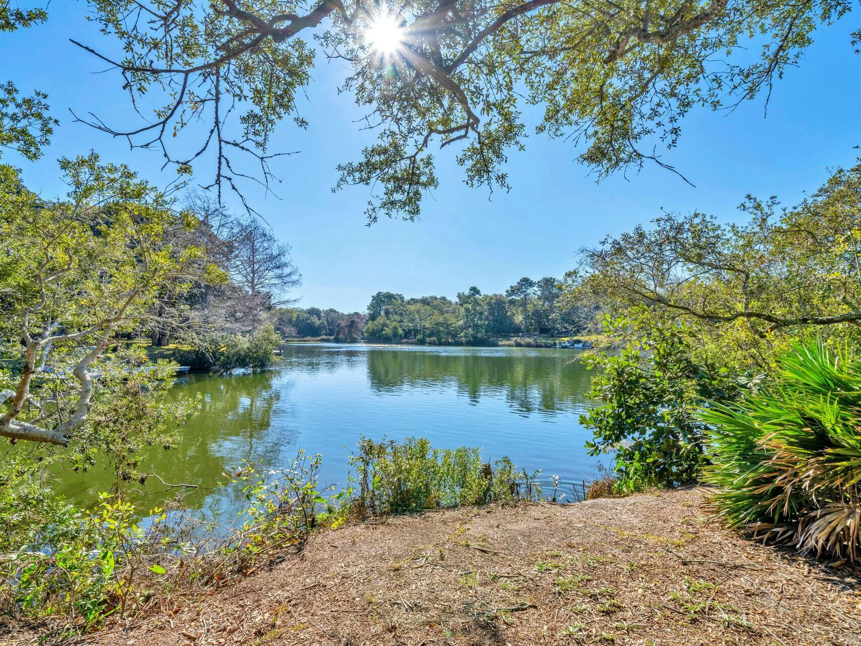 808 Dawn Lane