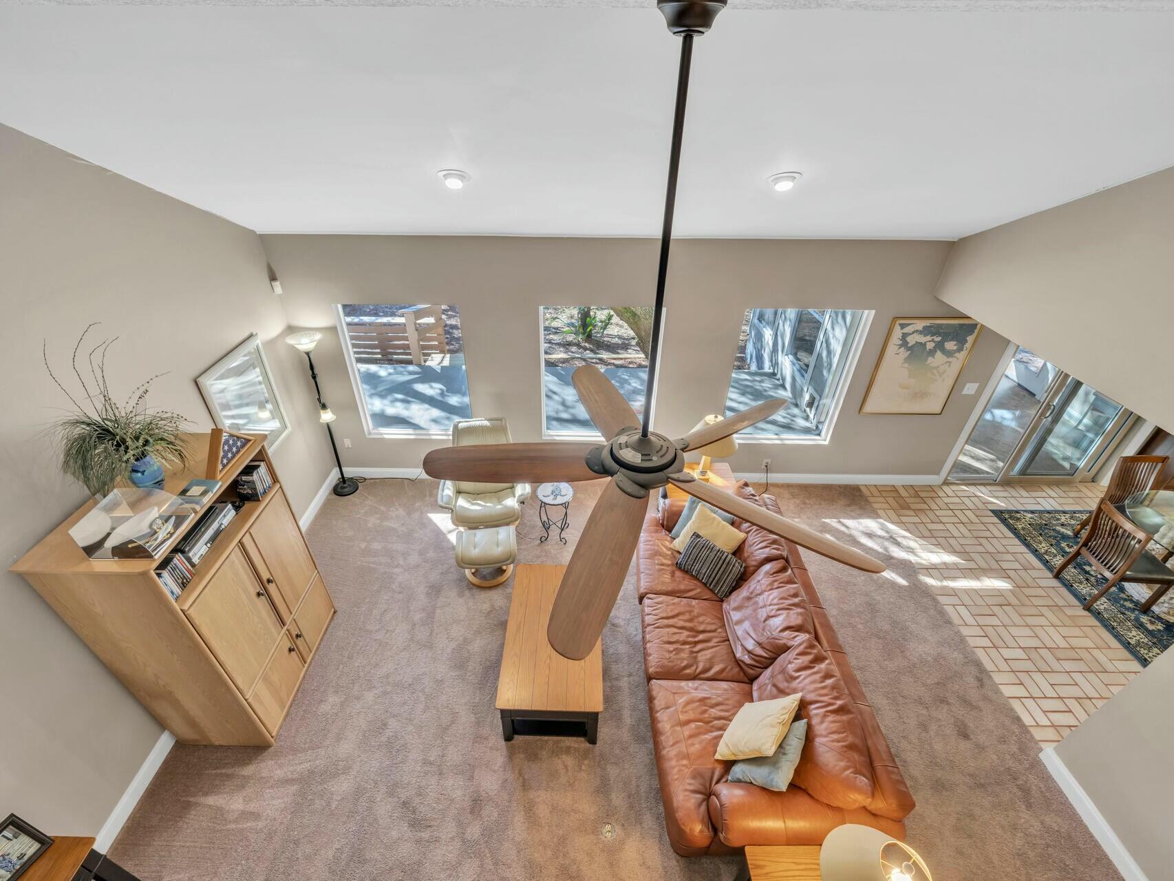 808 Dawn Lane