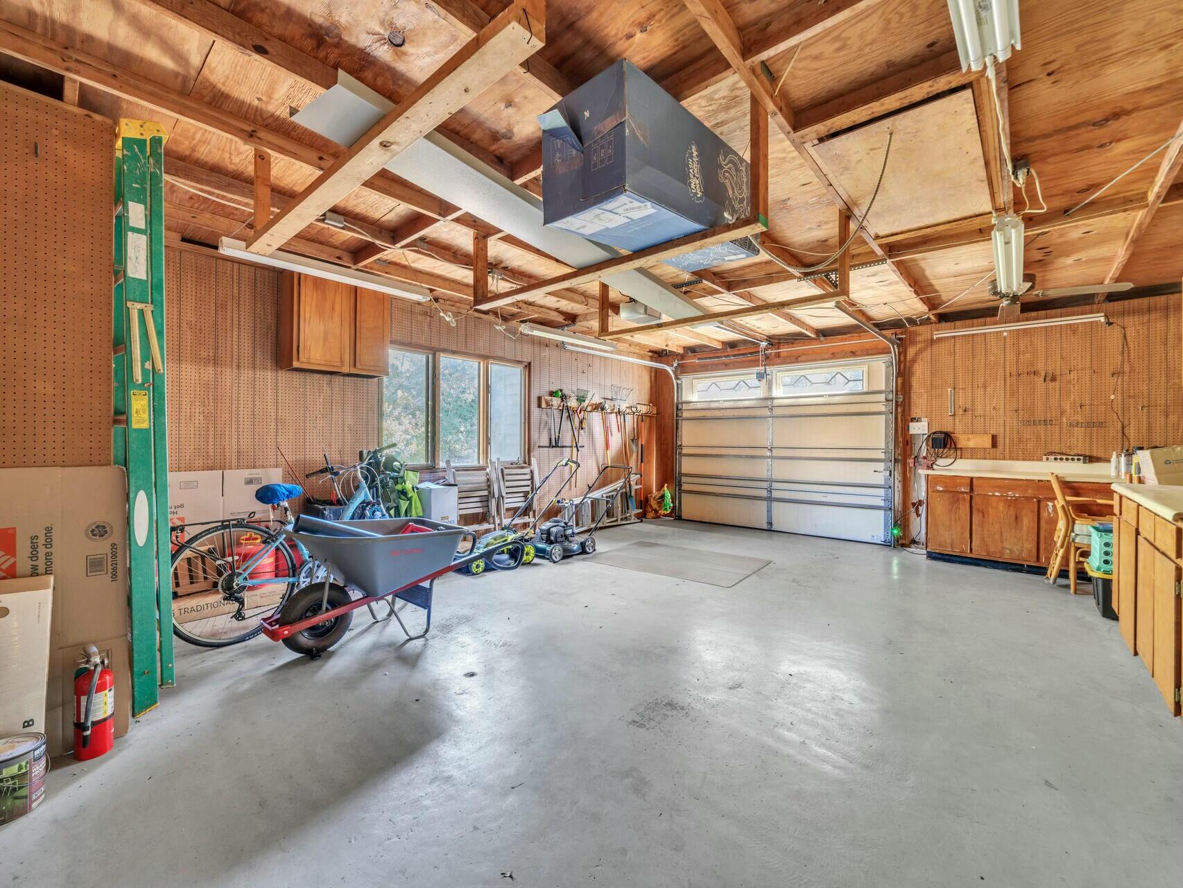 808 Dawn Lane