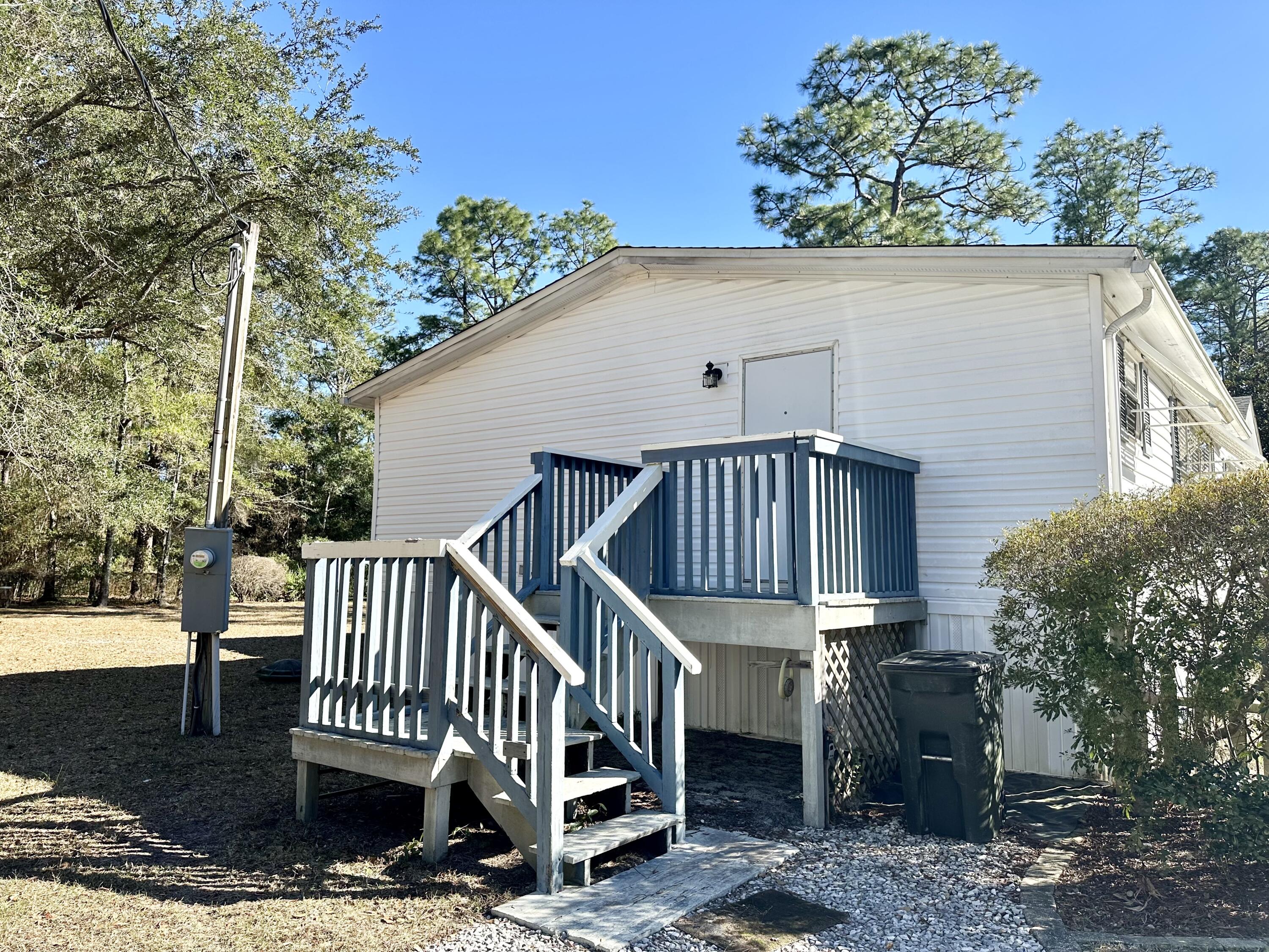 156 Oak Avenue