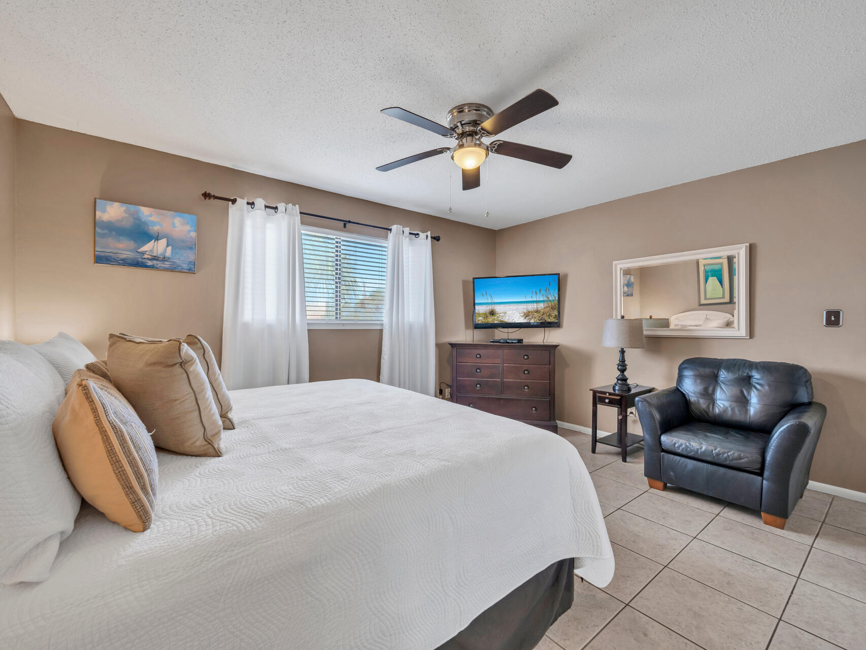 3755 Scenic HWY 98 1001