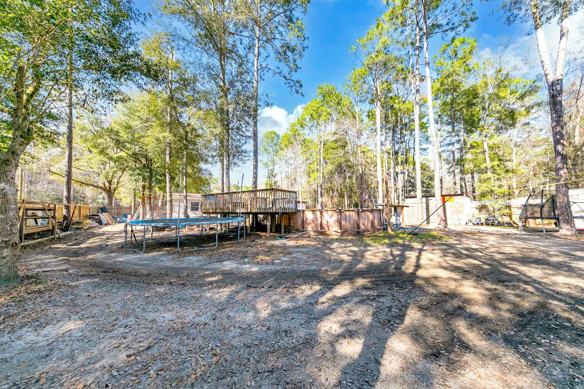 64 Creekside Waterview Court