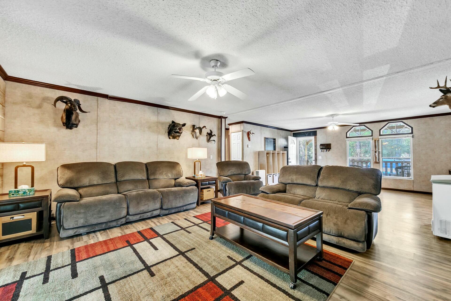 64 Creekside Waterview Court