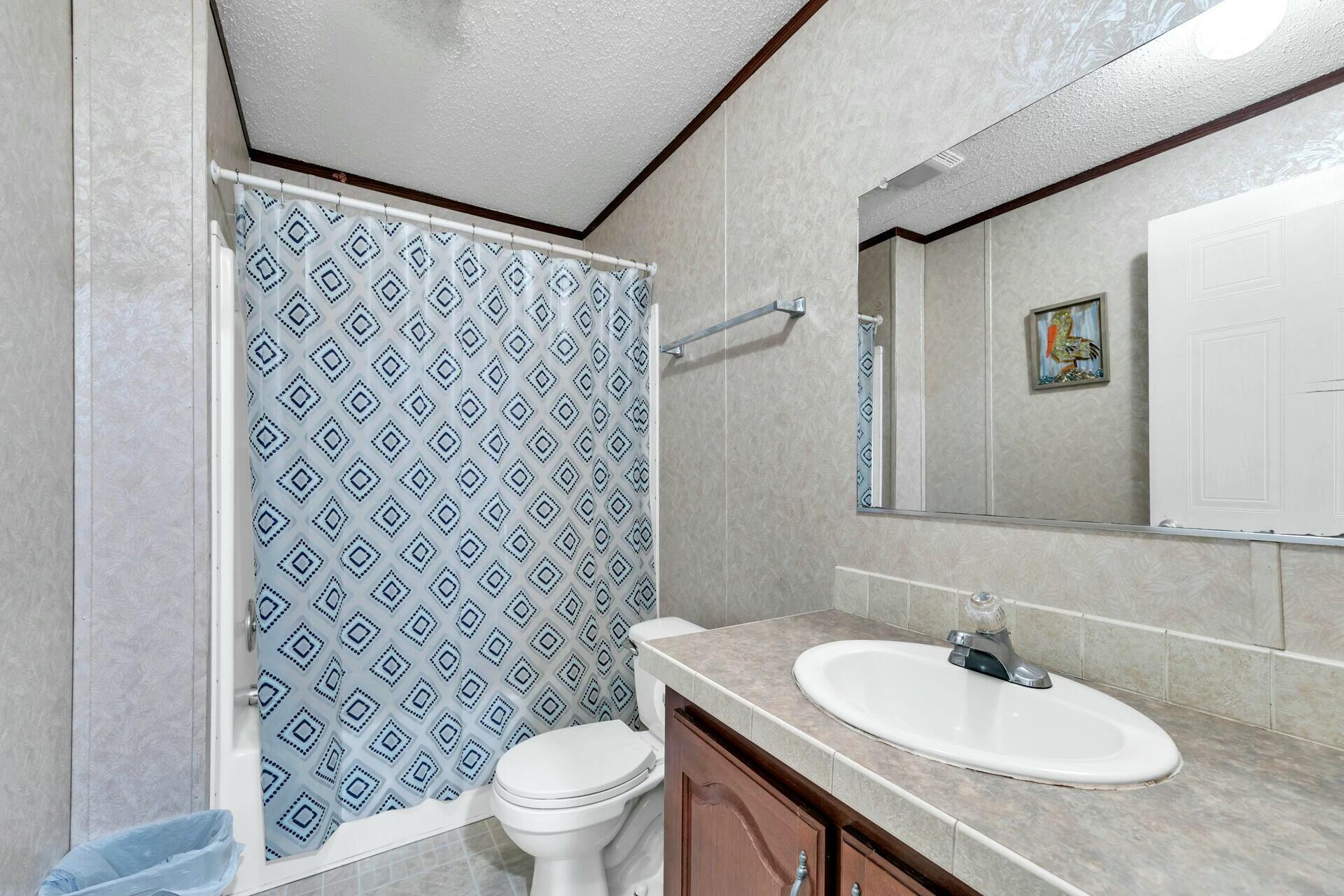 64 Creekside Waterview Court