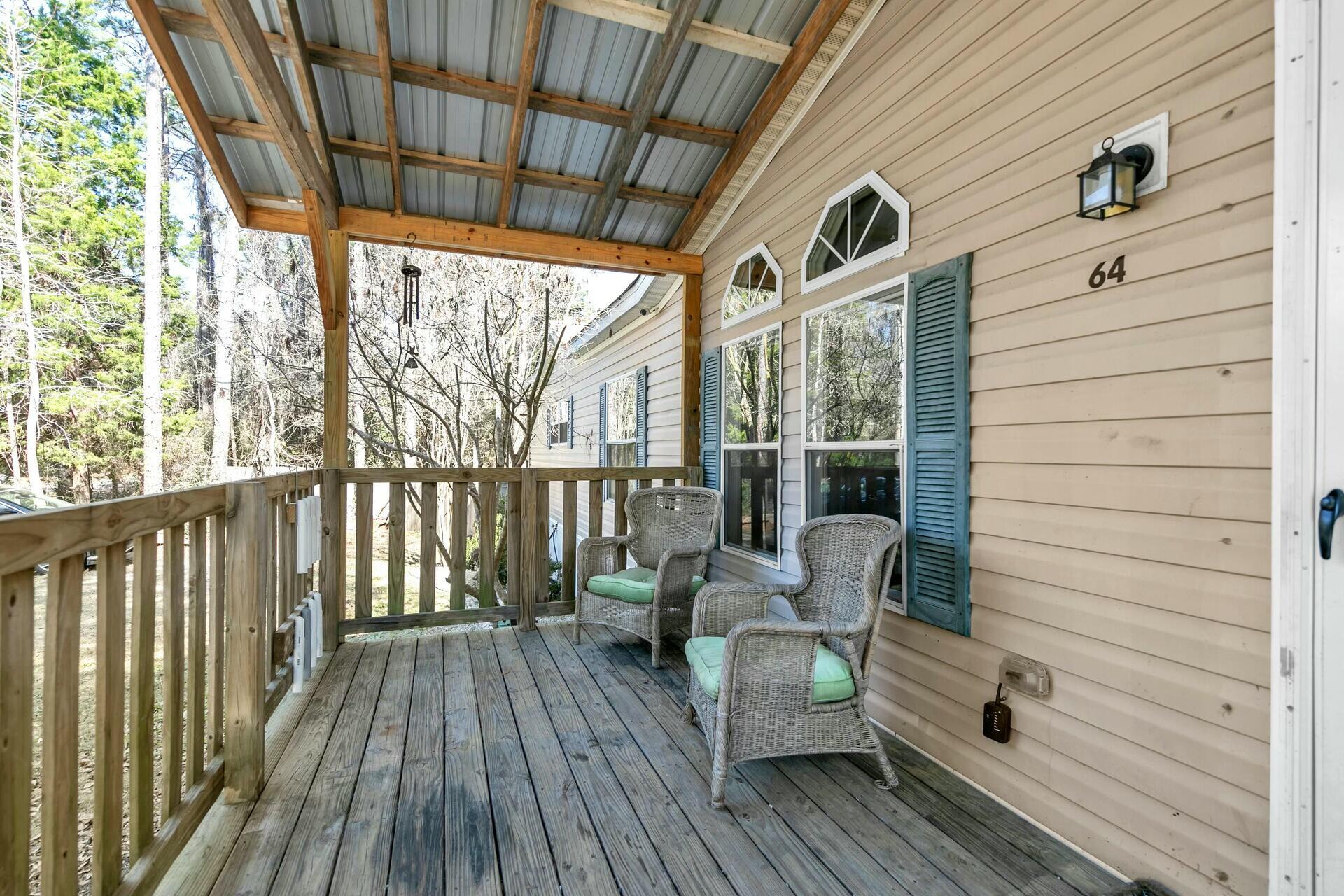 64 Creekside Waterview Court