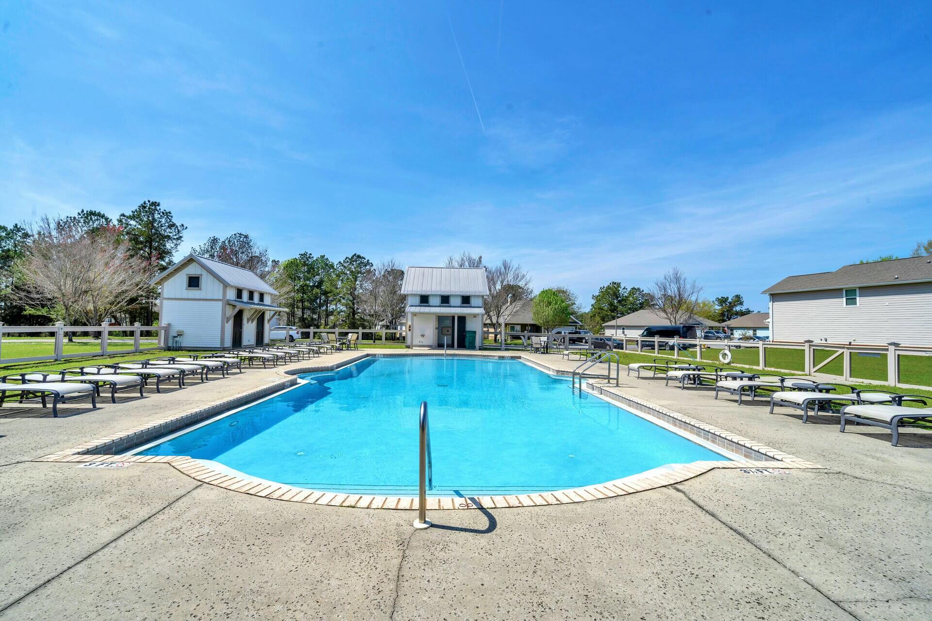 64 N Marsh Landing