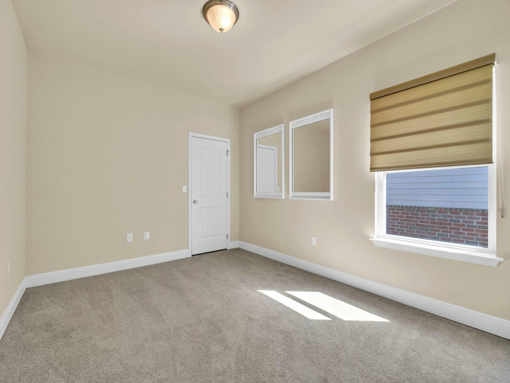 64 N Marsh Landing