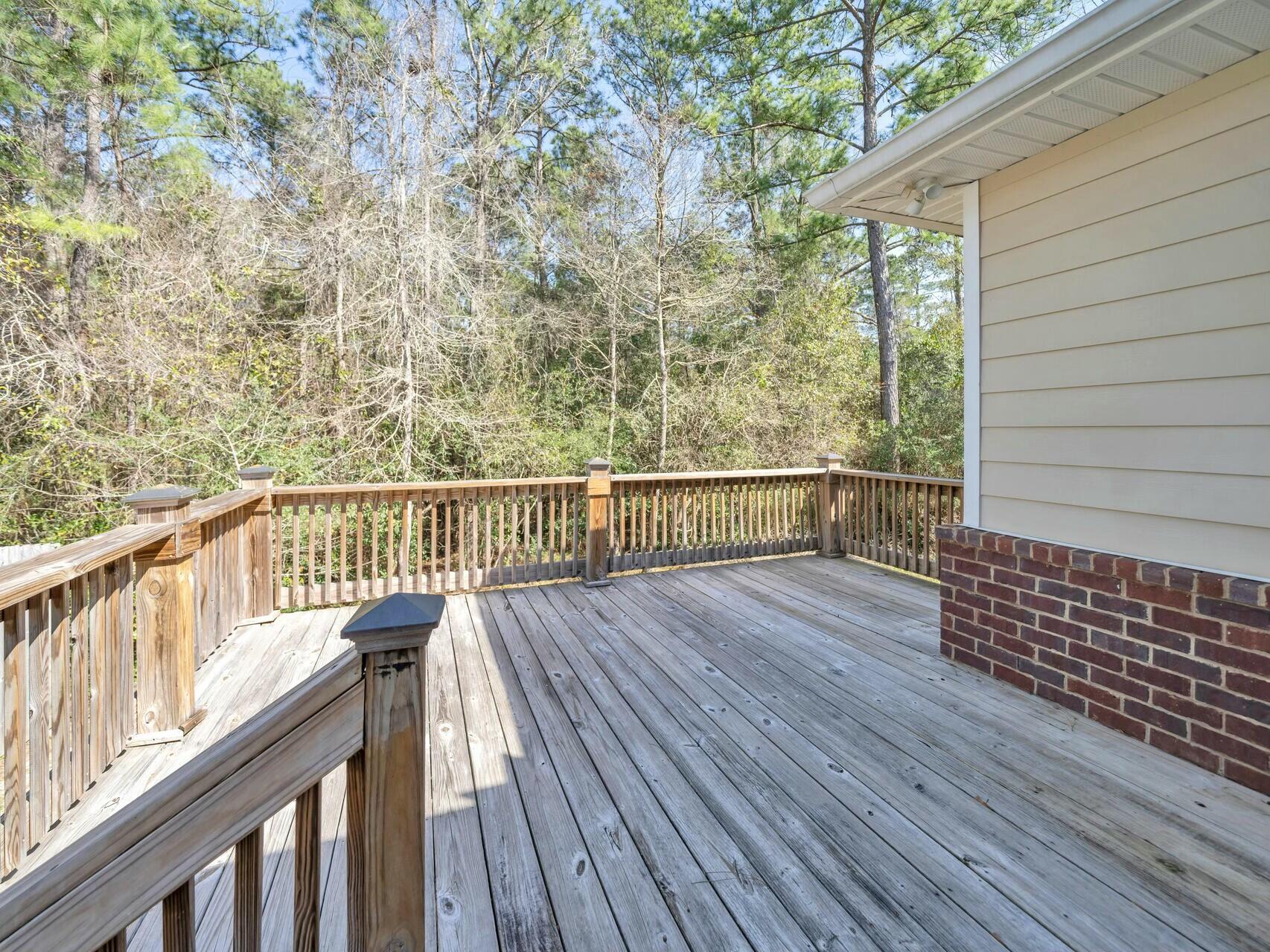 64 N Marsh Landing