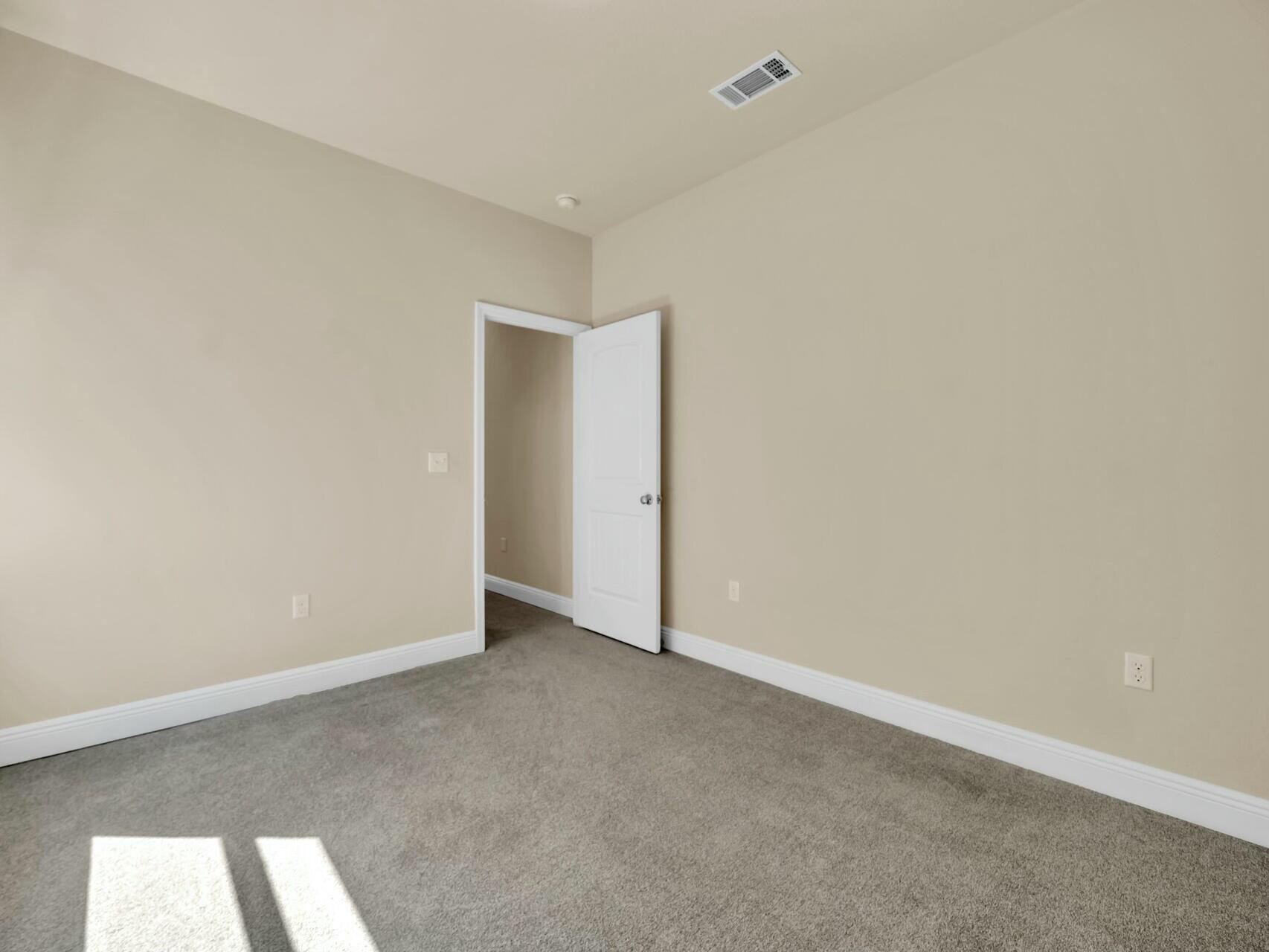 64 N Marsh Landing