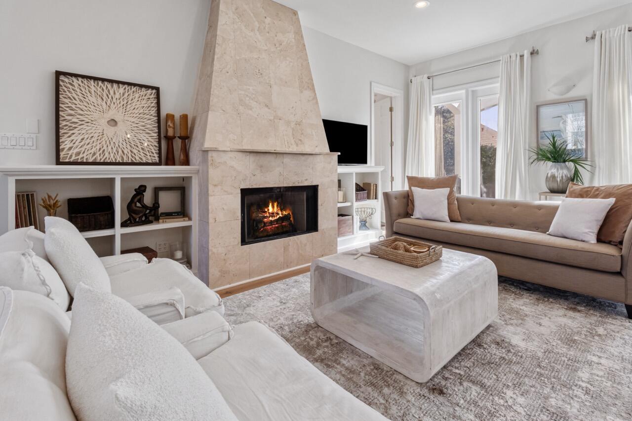 4633 Paradise Isles Isle