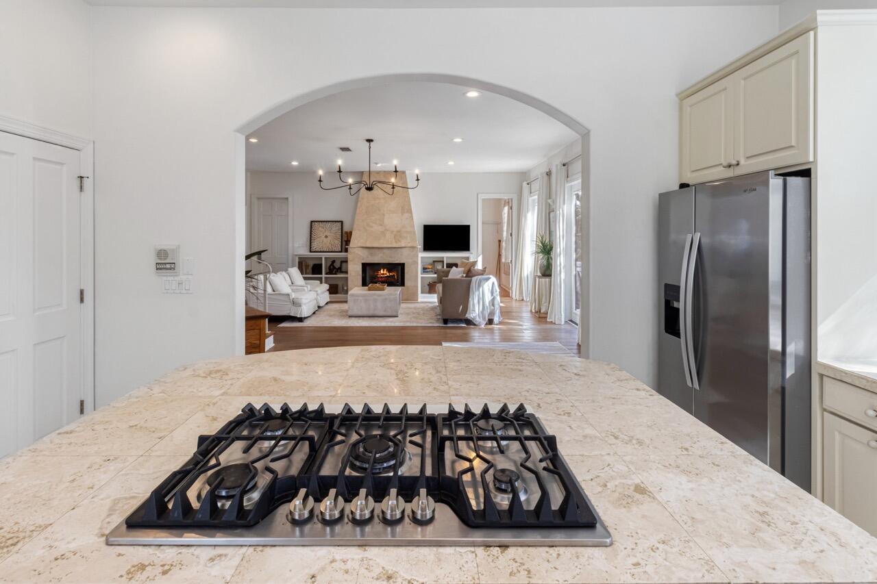 4633 Paradise Isles Isle