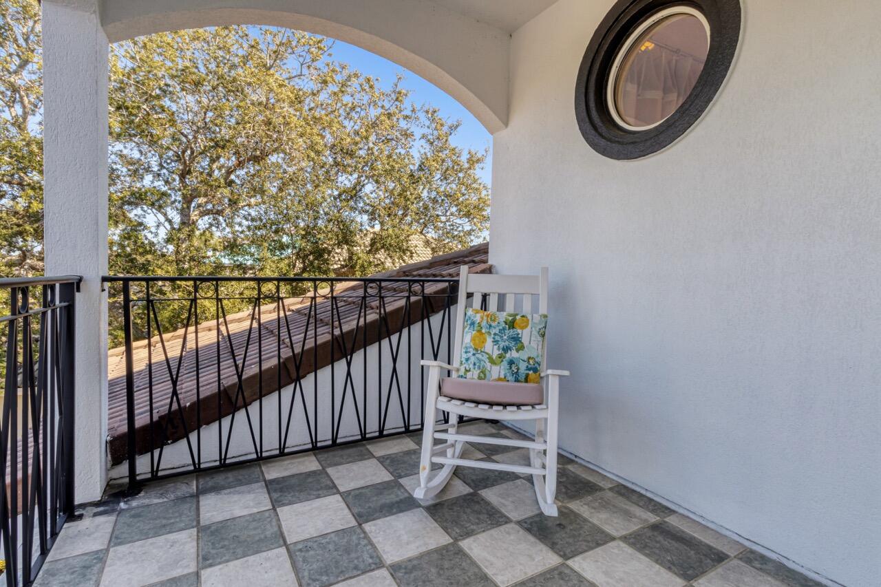 4633 Paradise Isles Isle