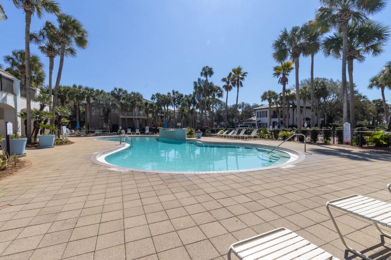 4633 Paradise Isles Isle