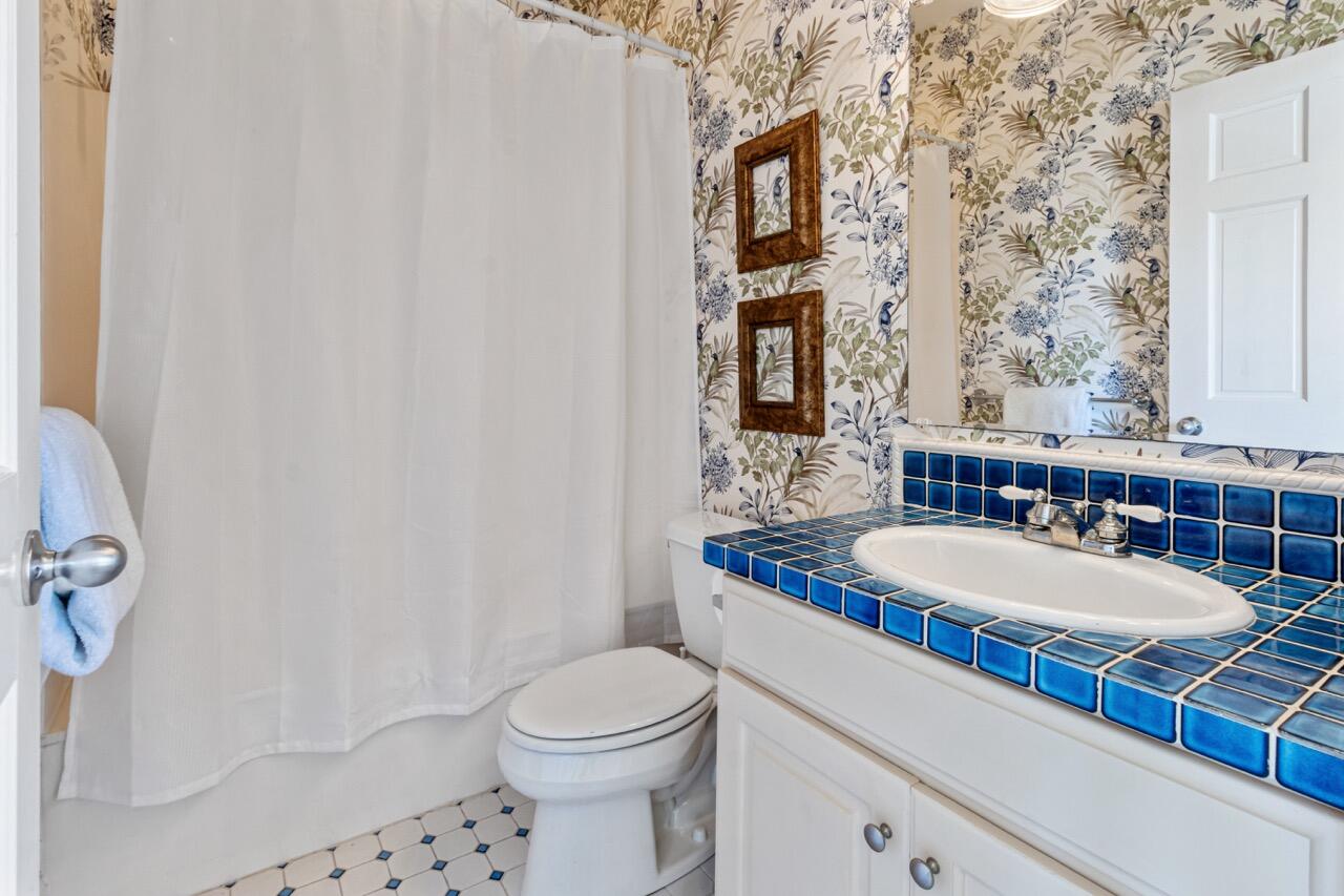 4633 Paradise Isles Isle