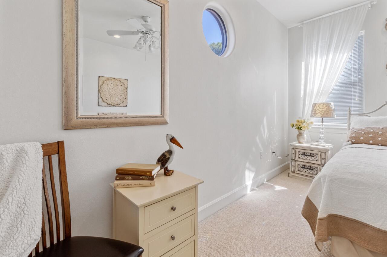 4633 Paradise Isles Isle