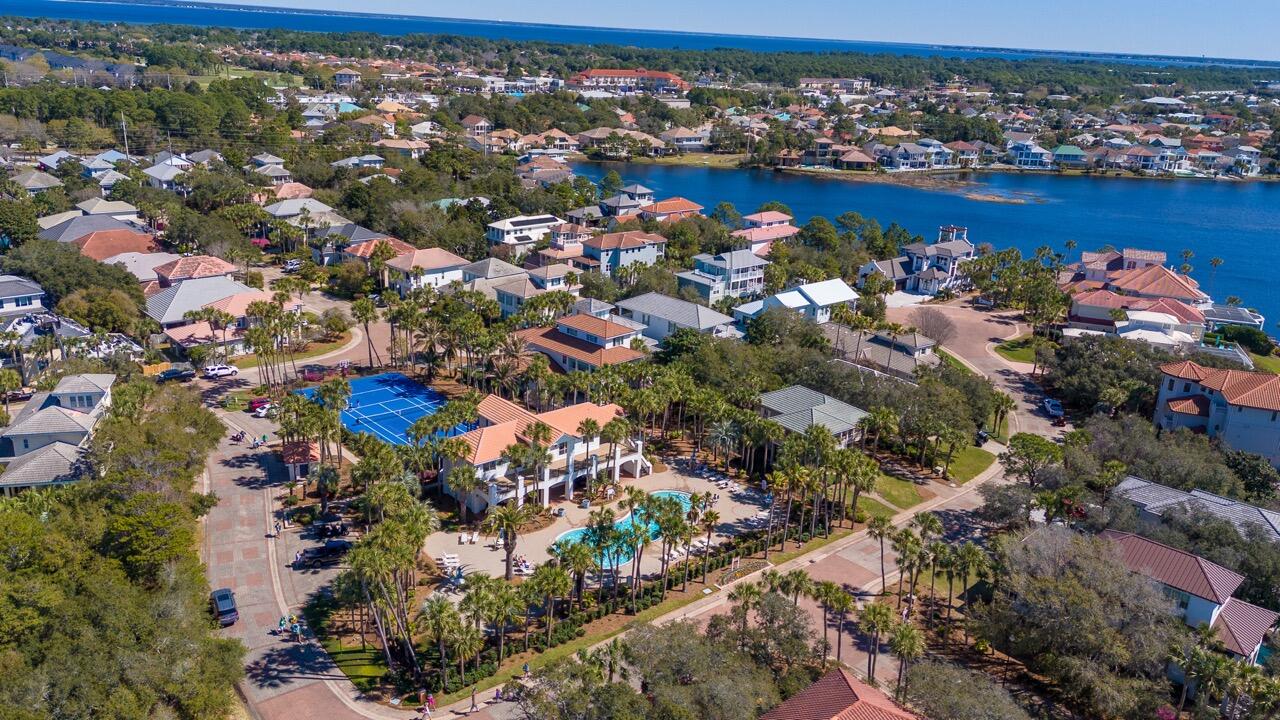4633 Paradise Isles Isle