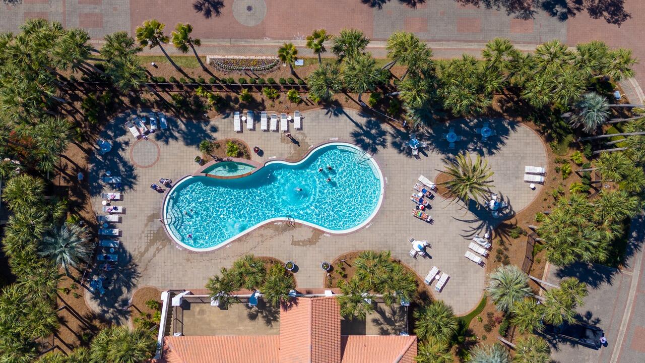 4633 Paradise Isles Isle