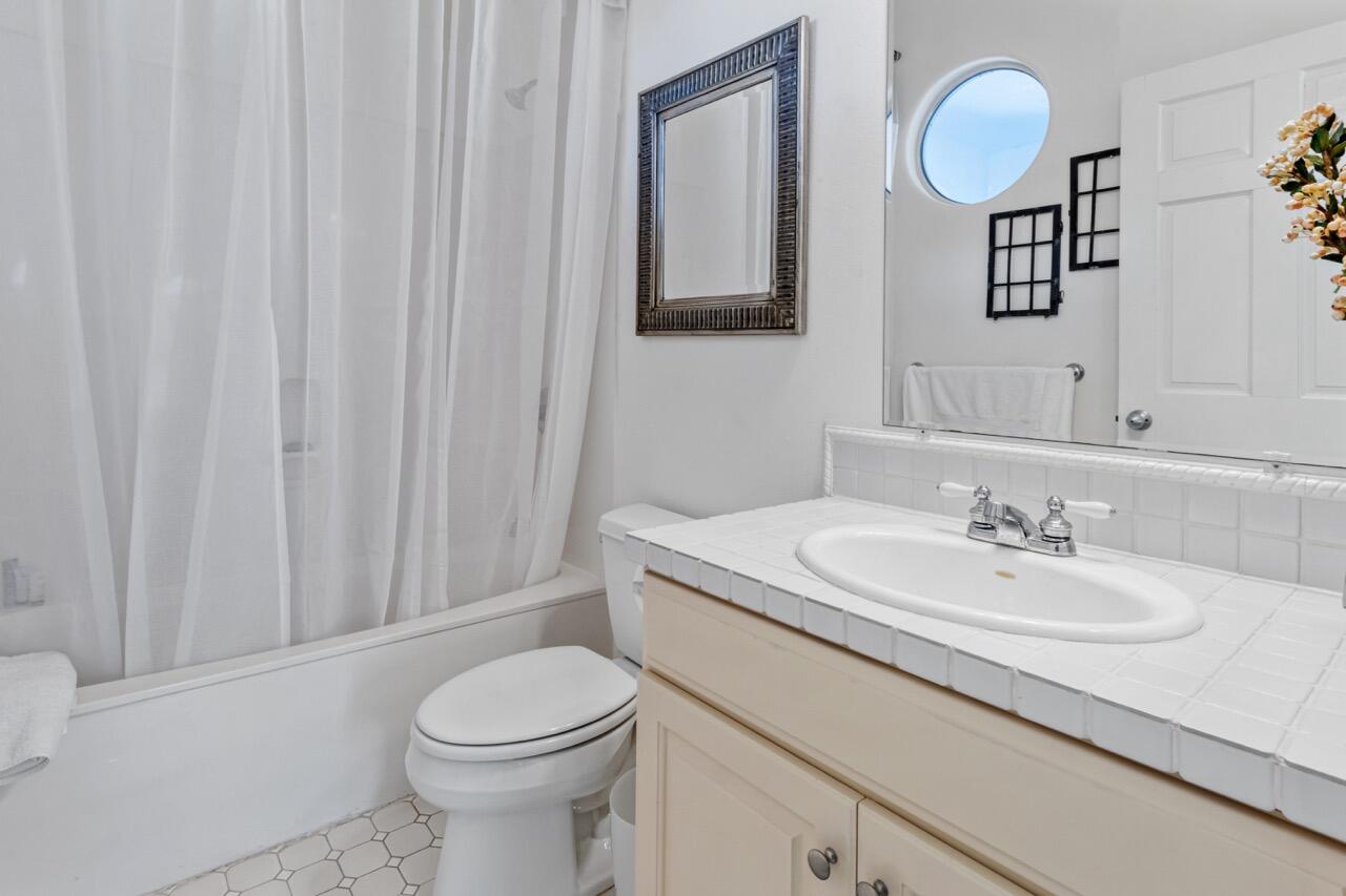 4633 Paradise Isles Isle