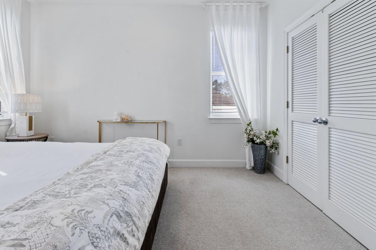 4633 Paradise Isles Isle