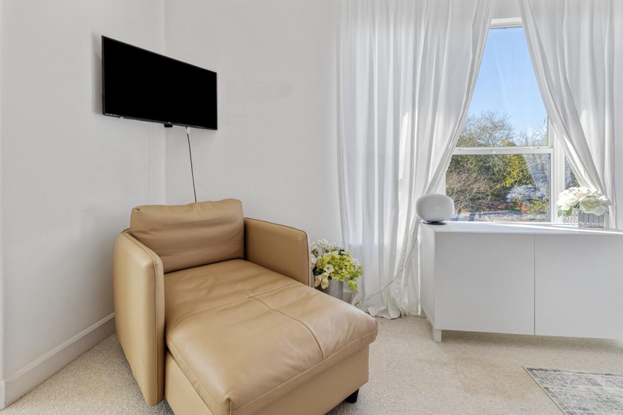 4633 Paradise Isles Isle